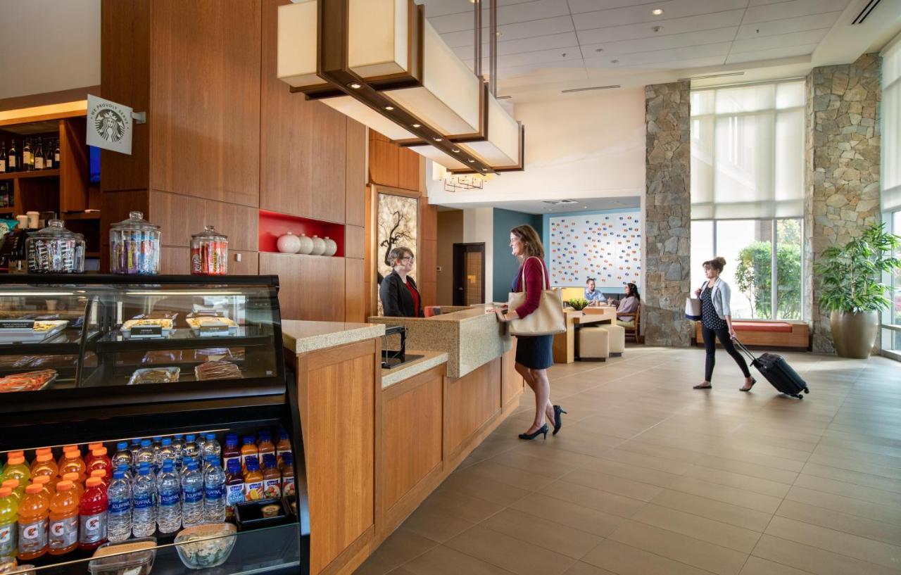 Hyatt Place Charlottesville Exteriör bild