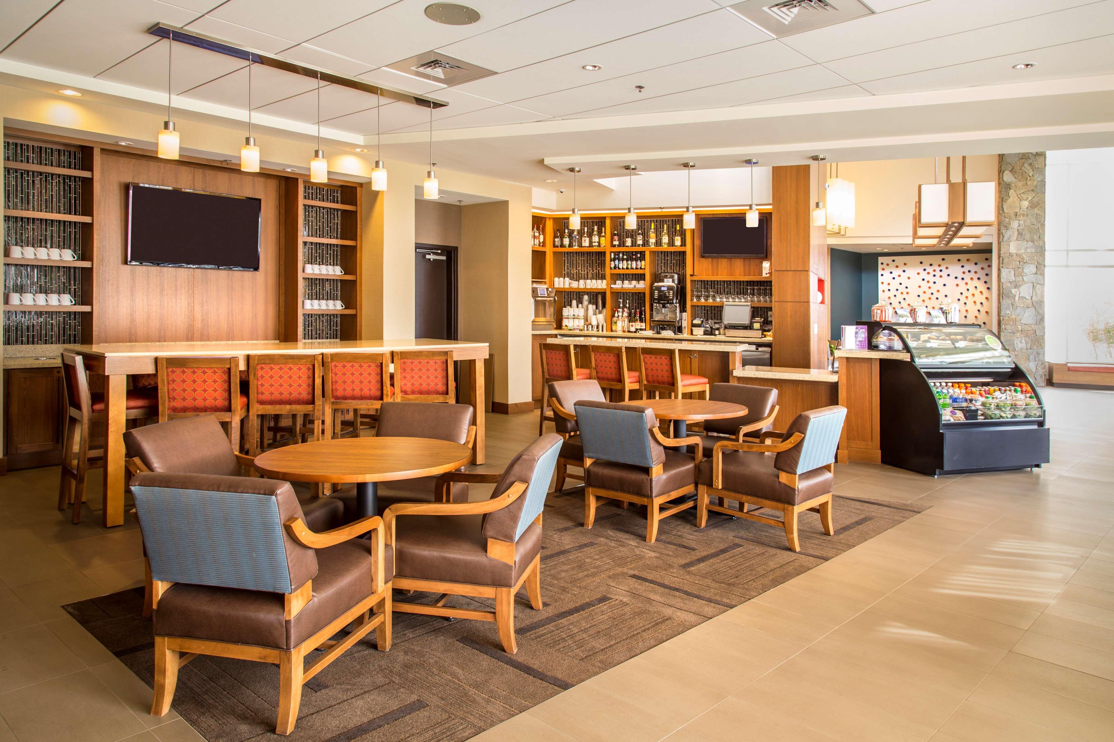 Hyatt Place Charlottesville Exteriör bild